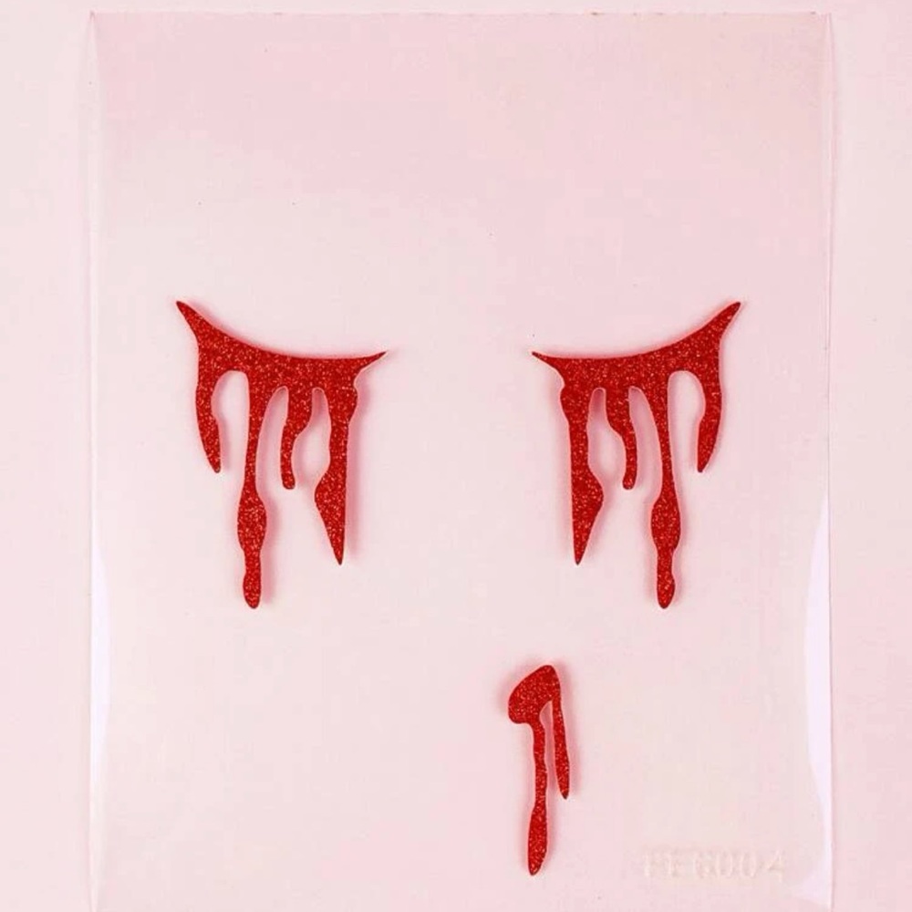 🩸 Awesome Glittery 3 Piece Blood Drip Costume Face Stickers 🧛‍♀️